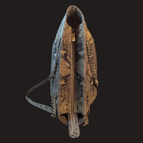 Michael Kors Python Snakeskin Jet Set Tote /Goldtone Chain Straps & Hardware - Picture 5 of 13